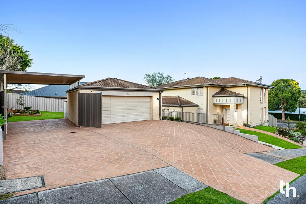 Cameron Park 6कमरा Two Homes, One Address — Six Bedrooms, Three Bathrooms, and a Private Retreat