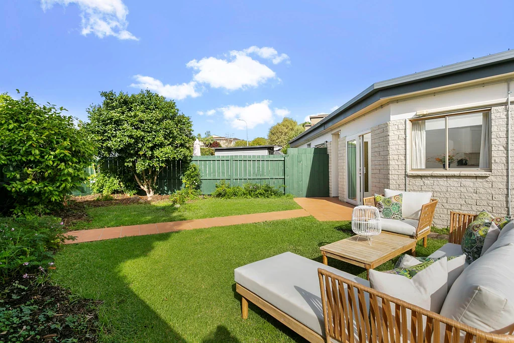 Meadowbank 1ห้องนอน Single-Level Meadowbank Garden Unit