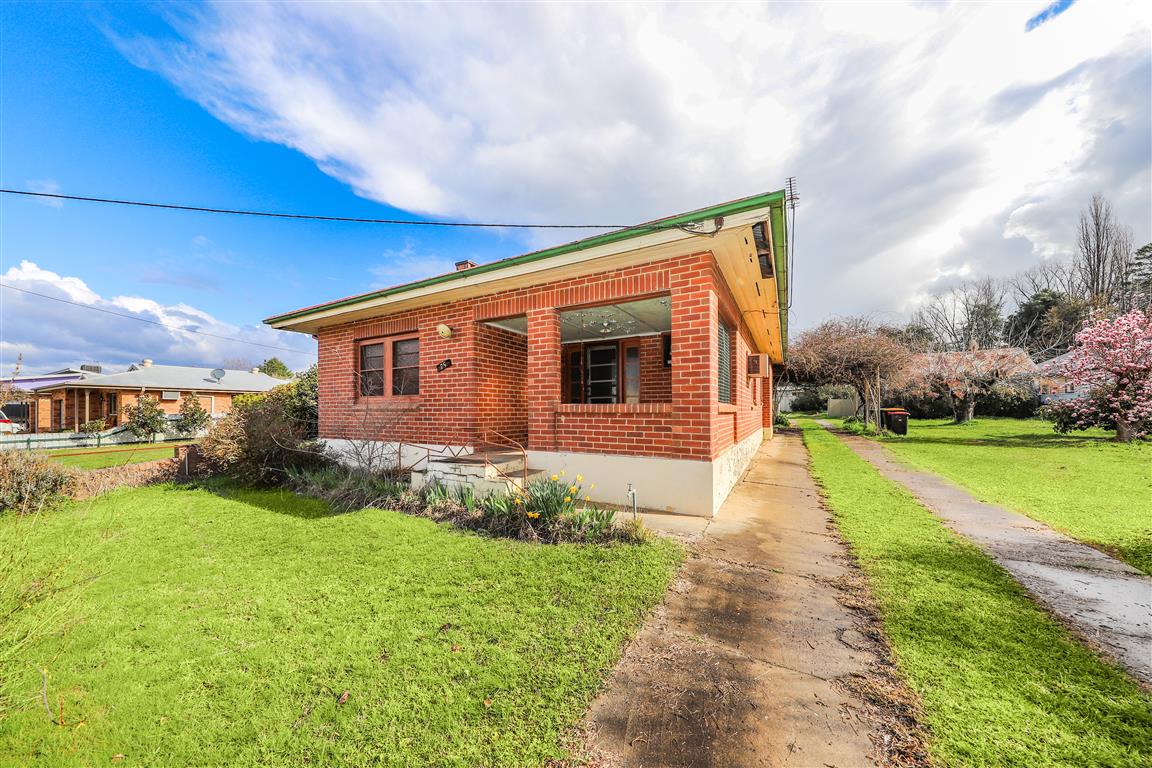 75 FITZROY ST, TUMUT NSW 2720, 0 कमरे, 0 बाथरूम, House