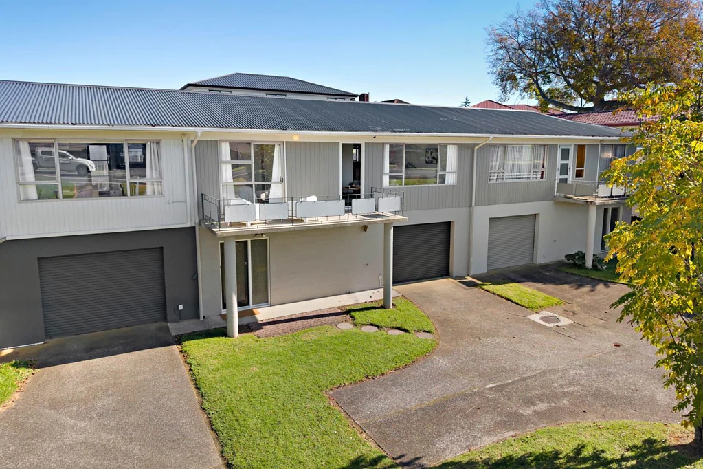 Pukekohe 2બેડરૂમ ROOM FOR LIFE, RIGHT IN TOWN