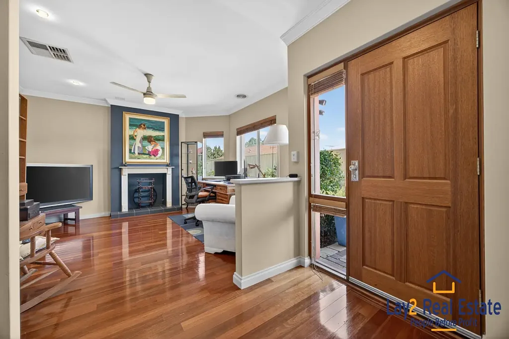 Bayswater 4ห้องนอน Warm & Welcoming Family Living | 2/14 Hudson Street, Bayswater WA 6053