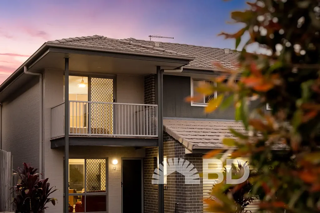 Redbank Plains 3 Slaapkamer Beautifully Presented Townhouse Close to Everything