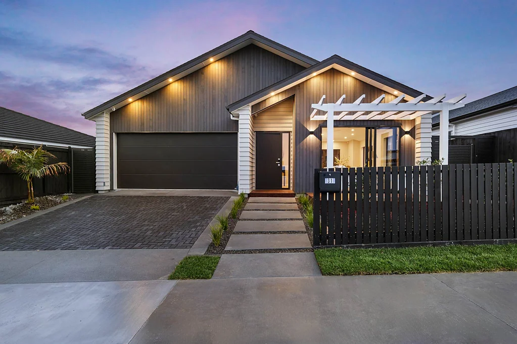 Milldale 4房  Modern Single-Level Living