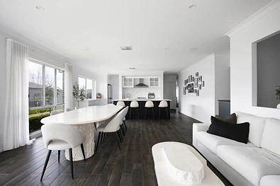 लिविंग रूम - 9 Highland Crescent, Thirlmere, NSW 2572