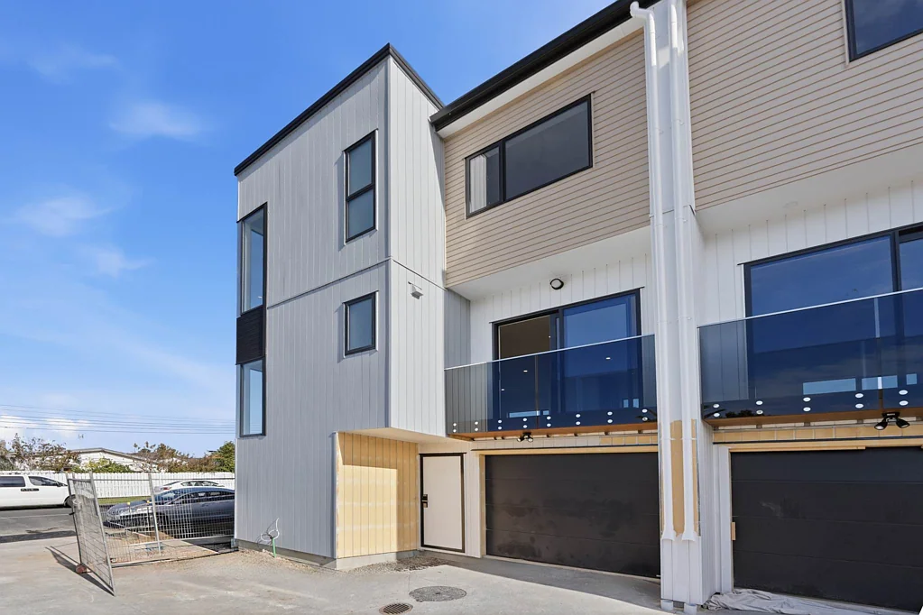 New Lynn 4房  Prime Corner Home in the Heart of New Lynn
