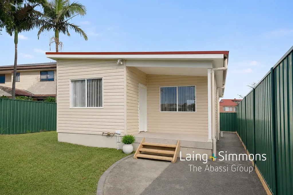 Brand New Build in a Prime Location - Water Usage Included!