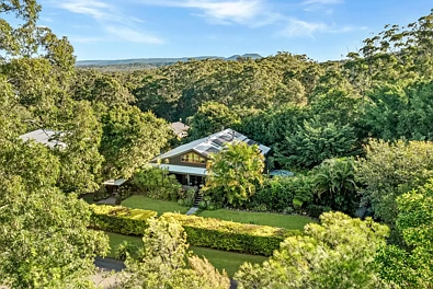 Doonan 7 Bedroom TWO HOUSES AND STUDIO - PERFECT DUAL LIVING OR INCOME GENERATION