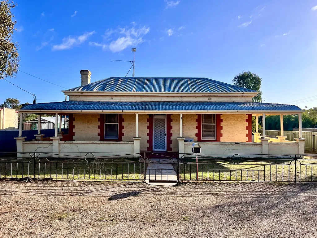 23 Bourke Street, Peterborough, SA 5422