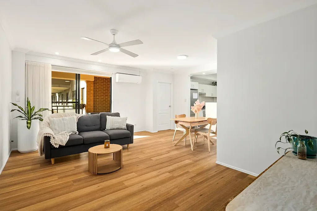 Miranda 2Moenga Convenient, North-Facing Living