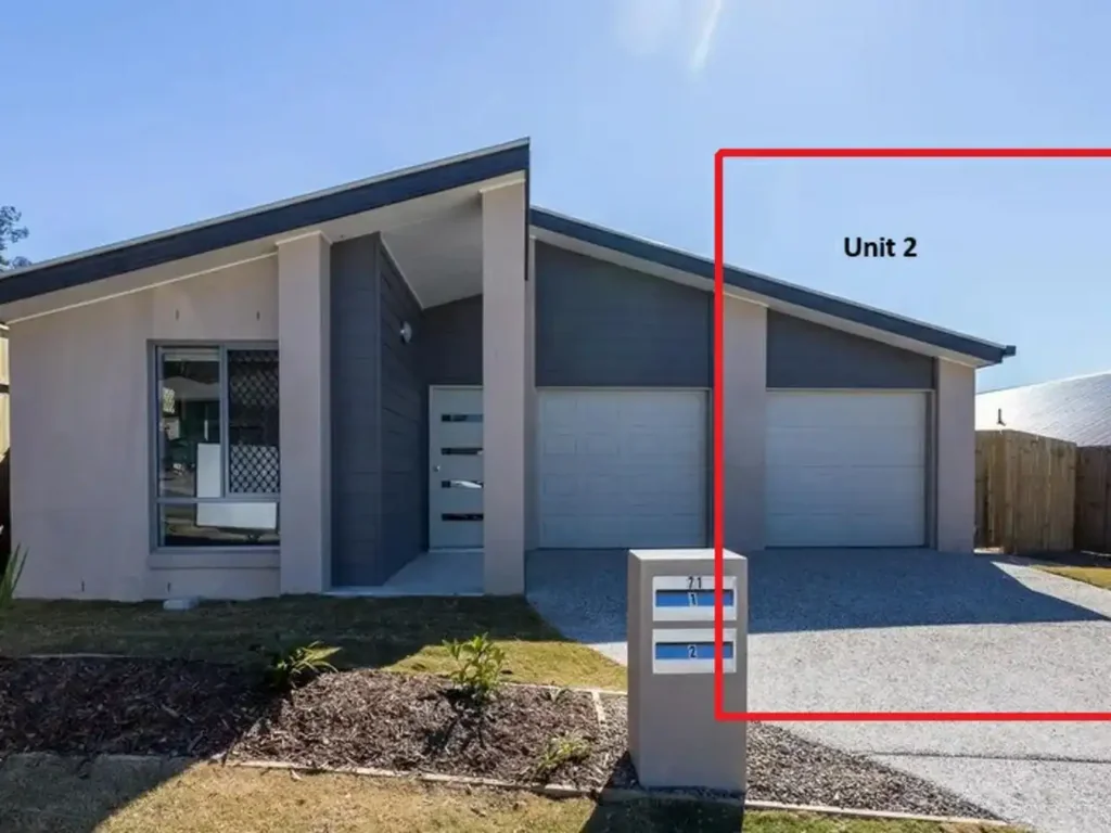 LOW MAINTENANCE, ONE BEDROOM HOME