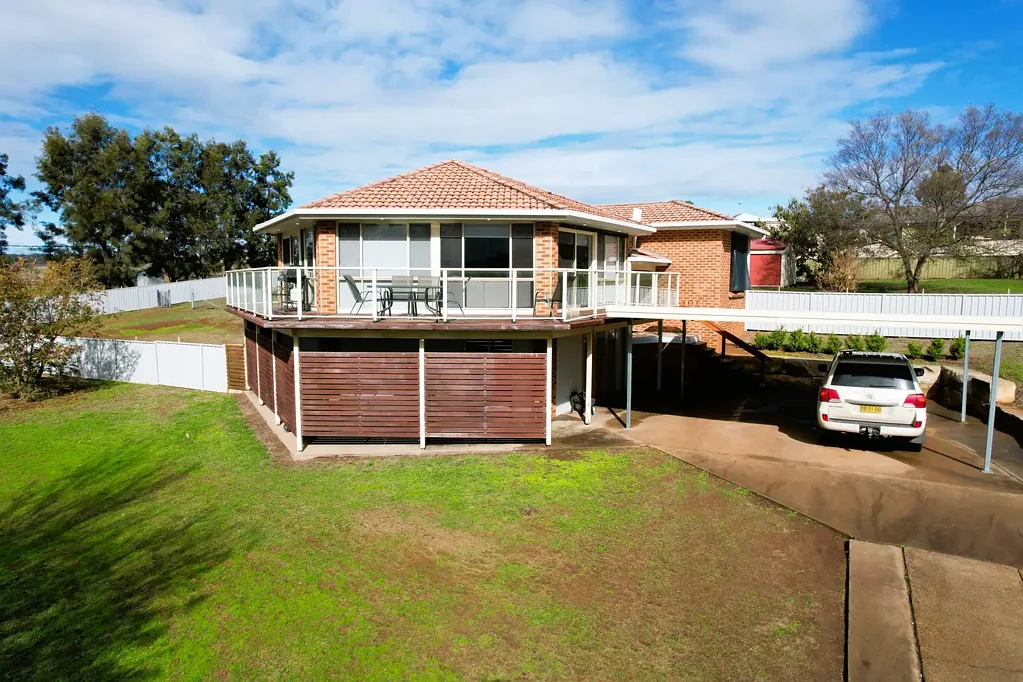 Merriwa 5 Slaapkamer Magnificent Family Home!