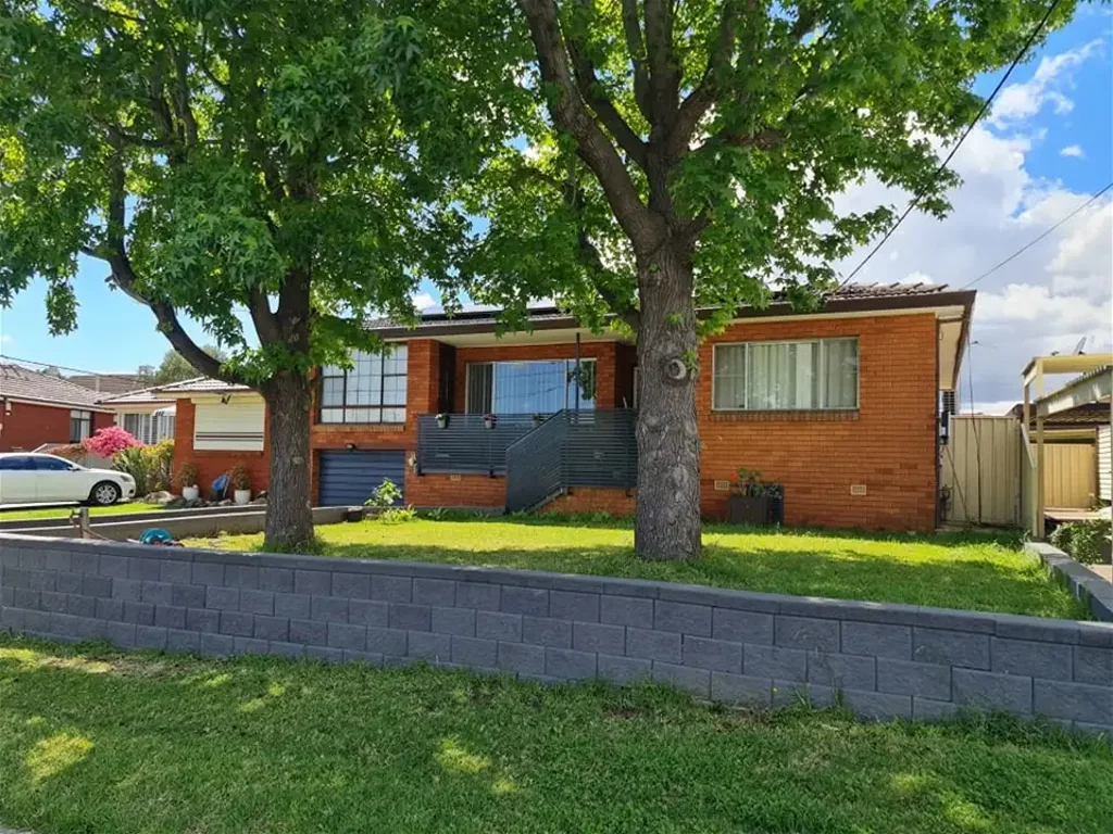 Fairfield West 4房  Perfect family home close to all amenities