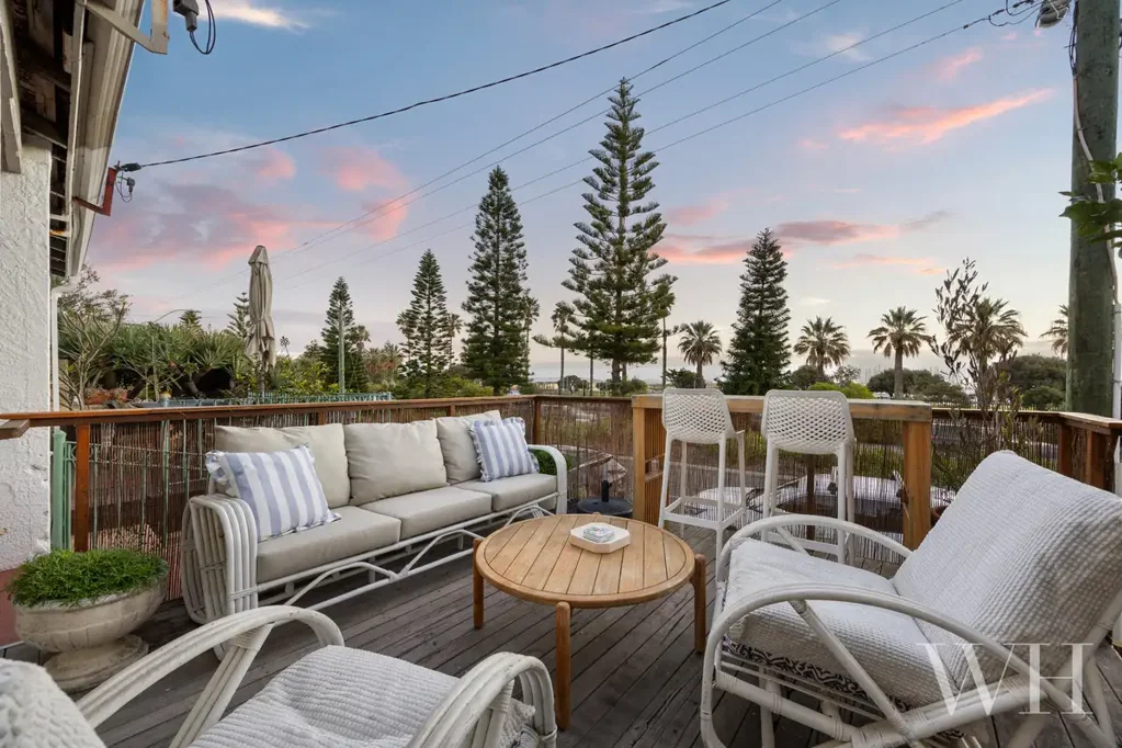 South Fremantle 2房  Character, Coast and an Unbeatable South Fremantle Position