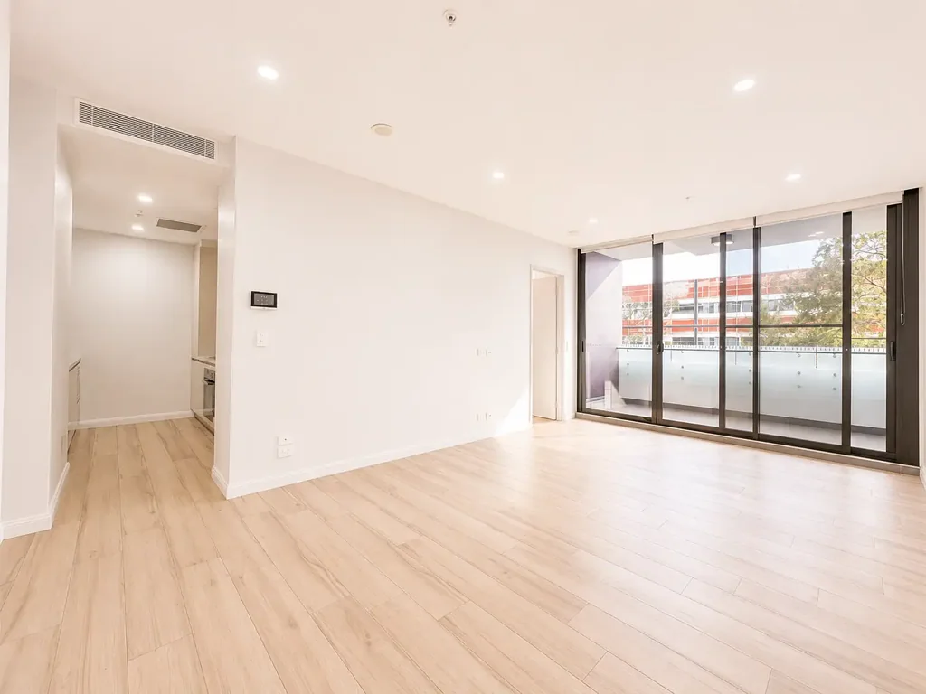 It is ideally located easy walking distance to Bicentennial Park, Sydney Olympic Park Train Station, major sporting events at ANZ Stadium.