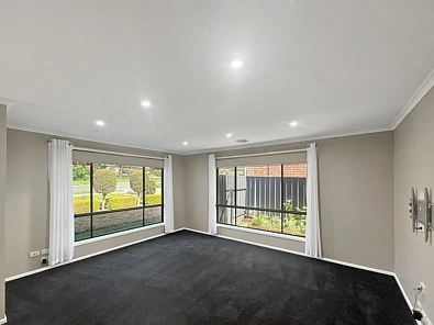 4 Bruce Street, West Wodonga, VIC 3690, 3 habitaciones, 1 baños, House