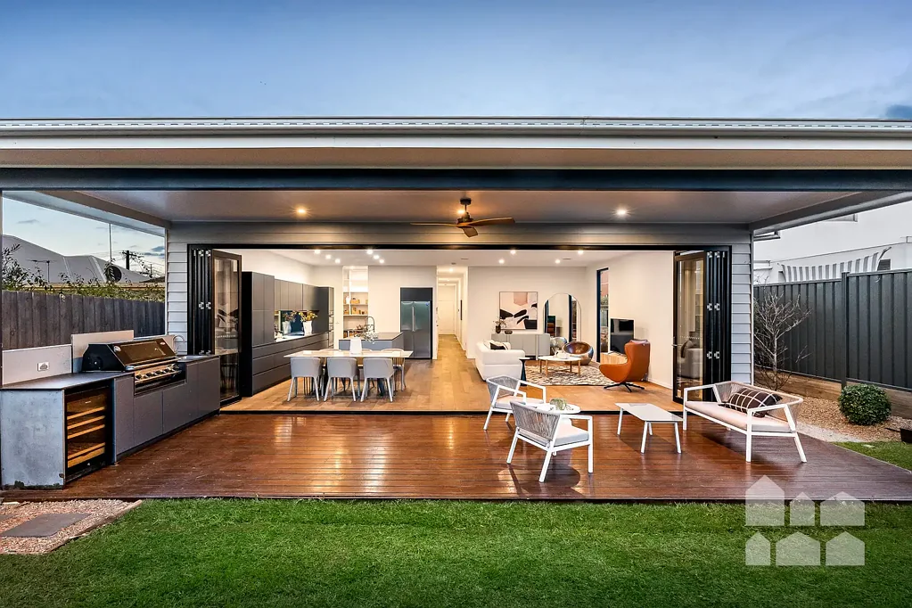 Yarraville 4房 Yarraville备受追捧地段的梦想家庭港湾 Dream family haven in a coveted Yarraville location