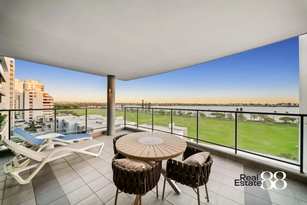 24/98 Terrace Road, East Perth, WA 6004