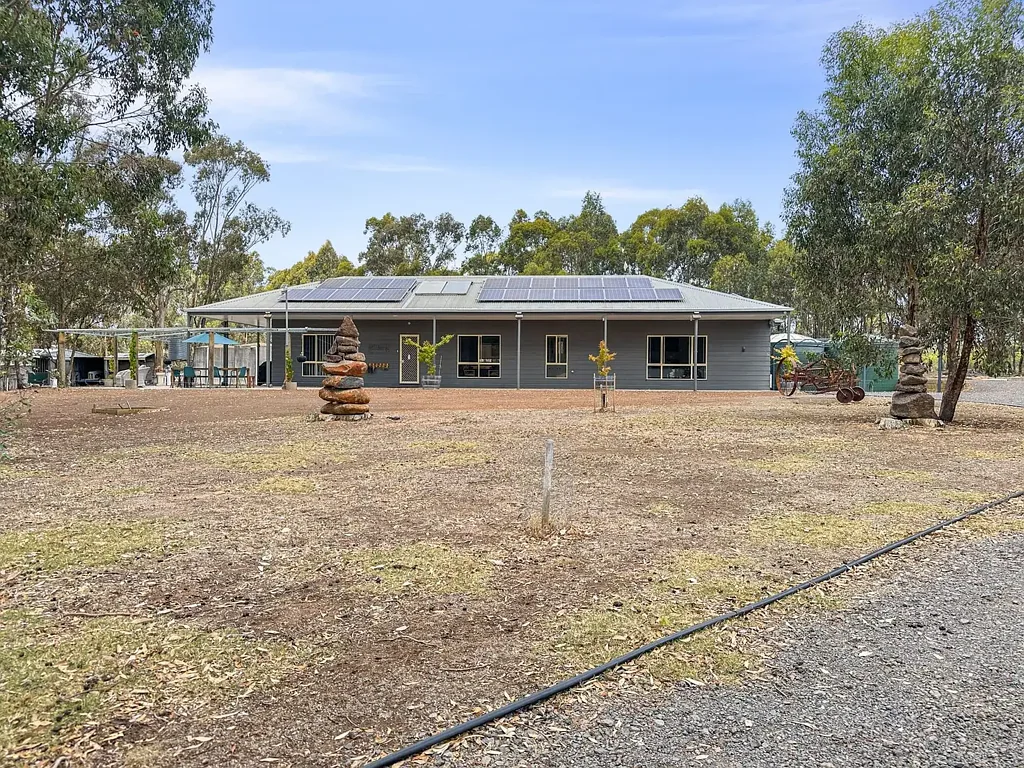Dunolly 3침실 PEACEFUL AND SPACIOUS COUNTRY LIVING