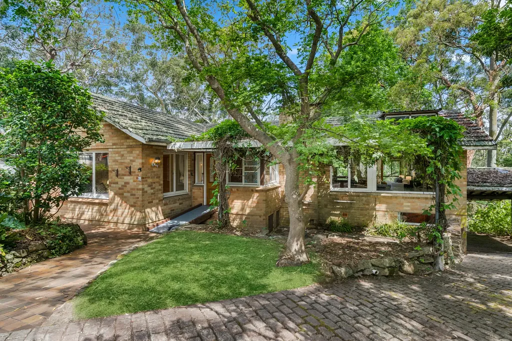 43 Manor Road, Hornsby, NSW 2077
