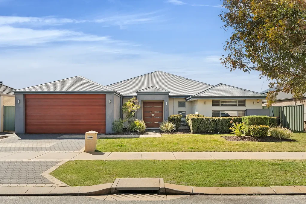 Baldivis 4ਬੈੱਡਰੂਮ Expansive home with entertaining at the forefront!