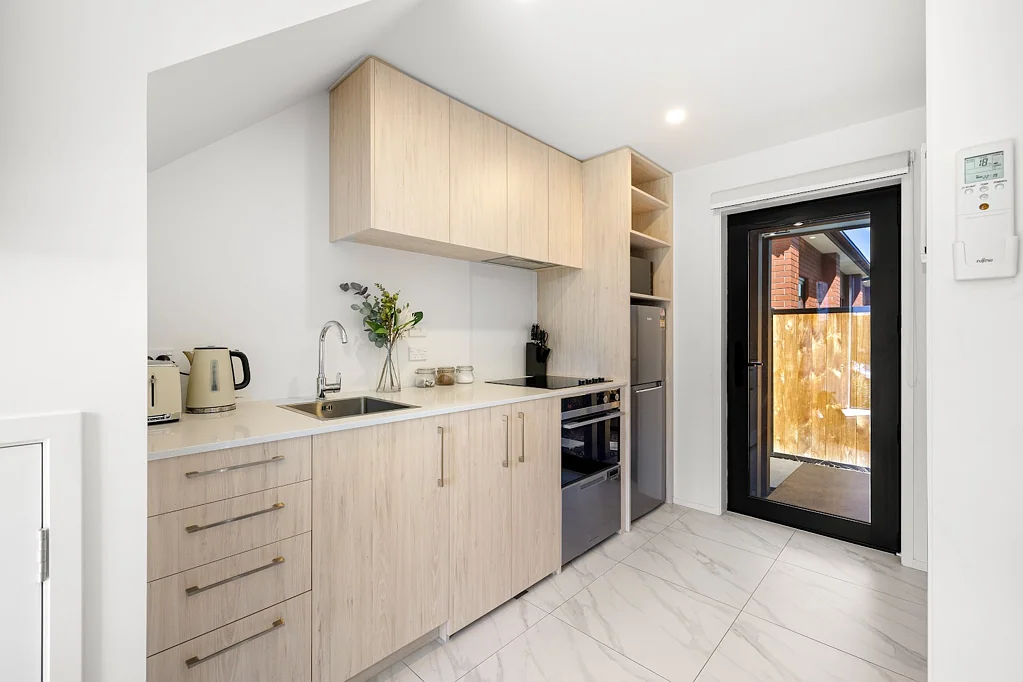 Christchurch Central 1침실 City Airbnb Investment – As New & $450k GC