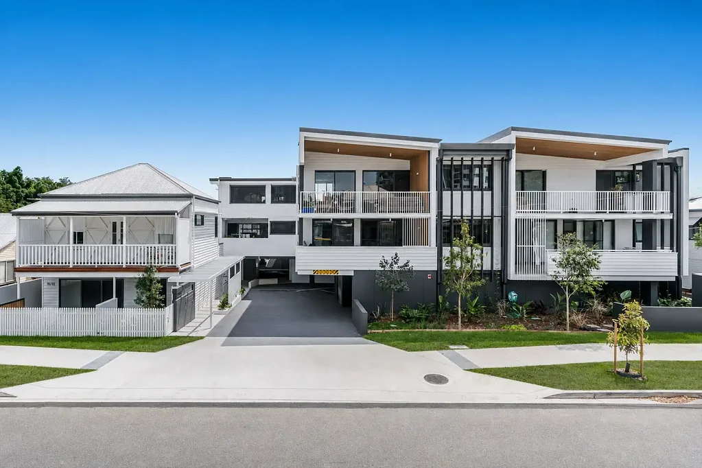 Wynnum 2Kwarto Sophisticated Contemporary Design