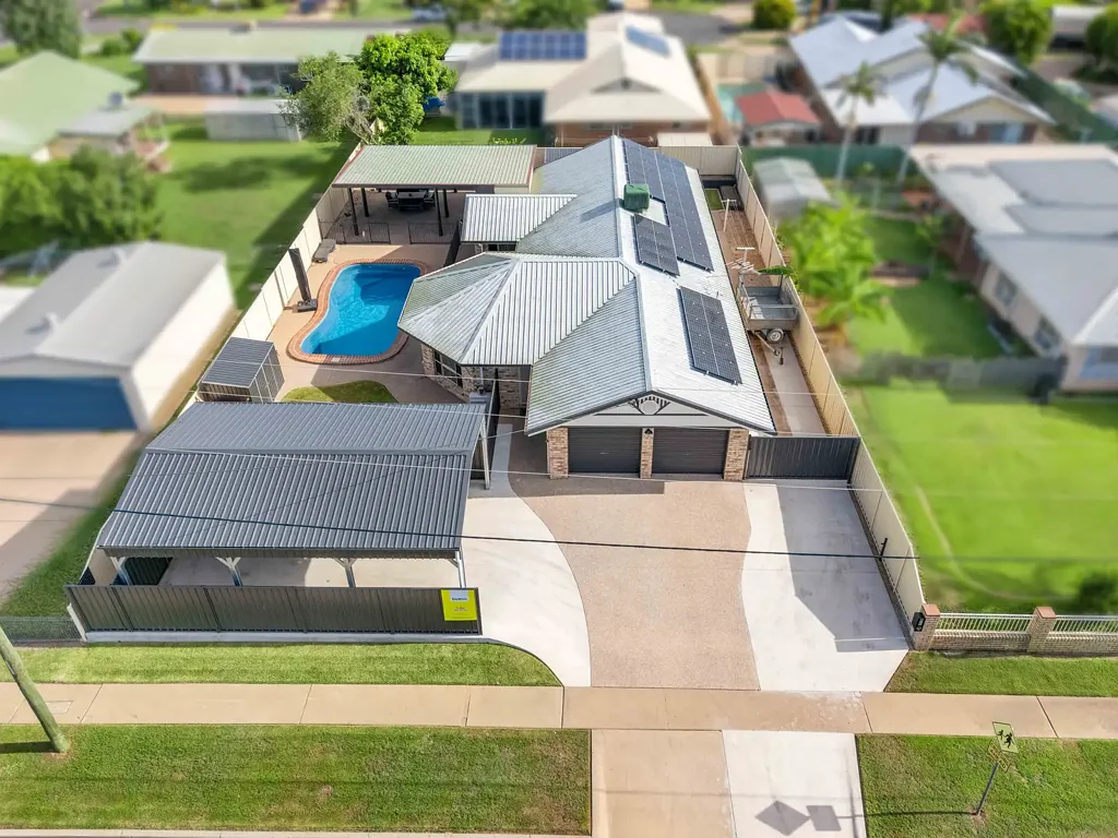 77 Gray Street, Emerald, QLD 4720