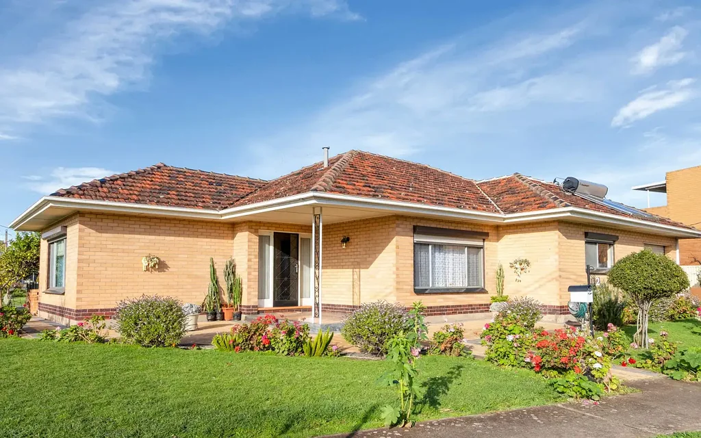 2 Hartog Street, Flinders Park, SA 5025