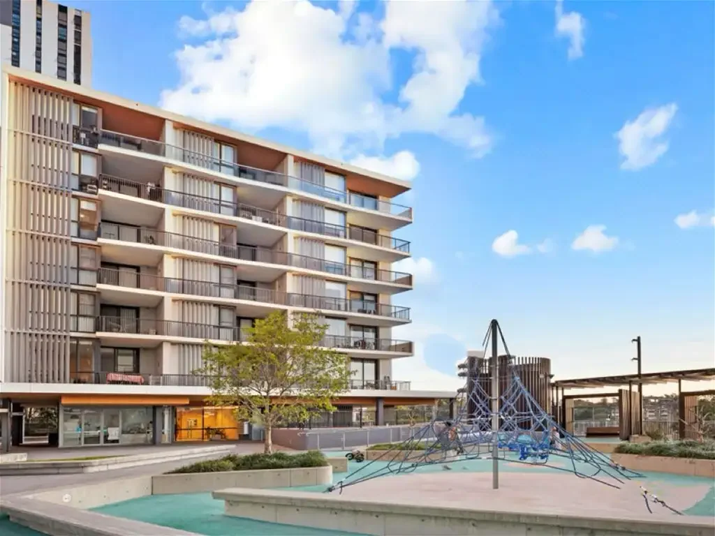 Deposit Taken!! - Effortless Urban Living: Luxury Designed North Facing One Bedroom plus Study Apartment
