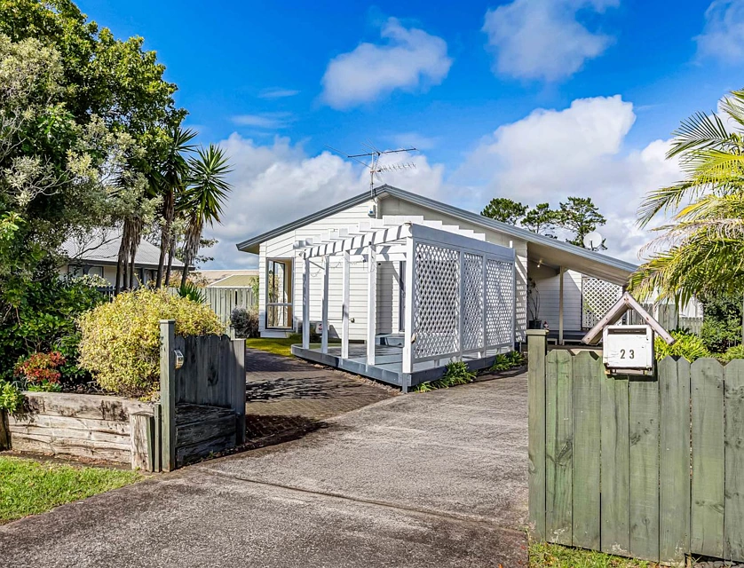 23 Gosford Drive, Botany Downs, Manukau City, 3 Schlafzimmer, 2 Badezimmer, House