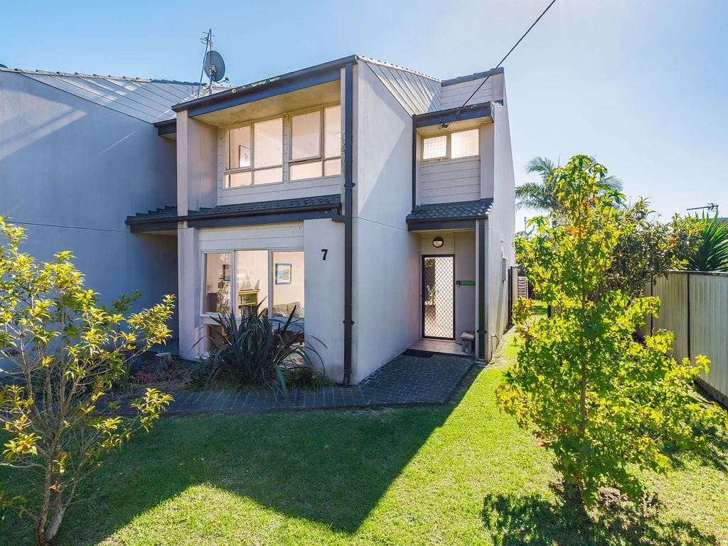 Unit 7/9-13 Lakeside Dr, Eden, NSW 2551