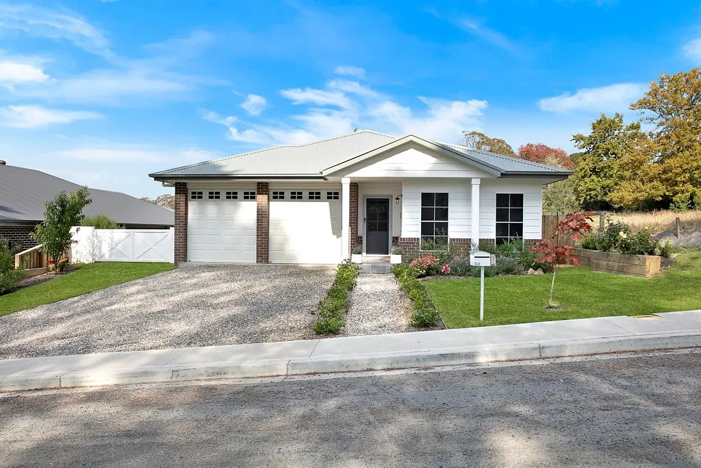 Spacious Family Home in a Premium Moss Vale Location