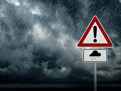 出行注意，奥克兰大雨预警，今日或有雷暴