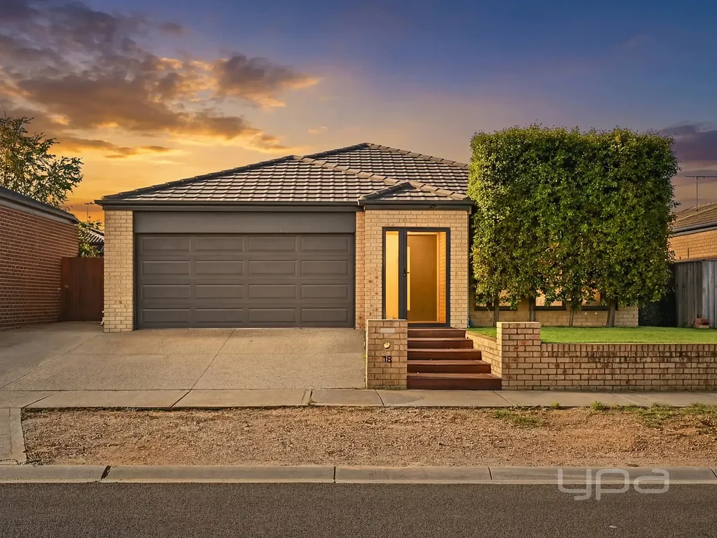 18 Pinrush Road, Brookfield, VIC 3338