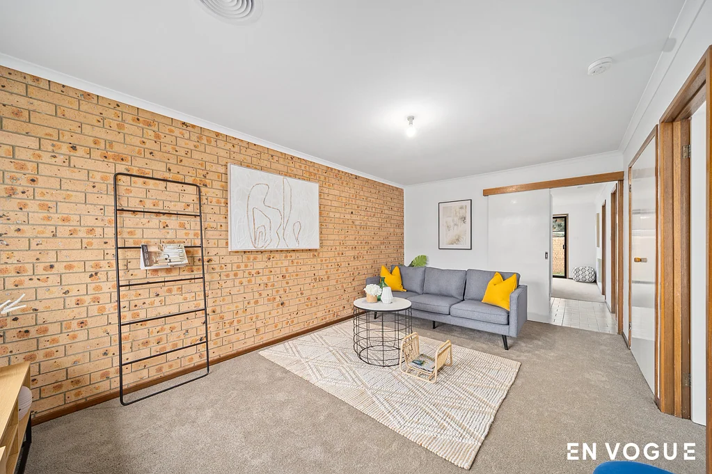2/14 Alsop Close, Phillip, ACT 2606