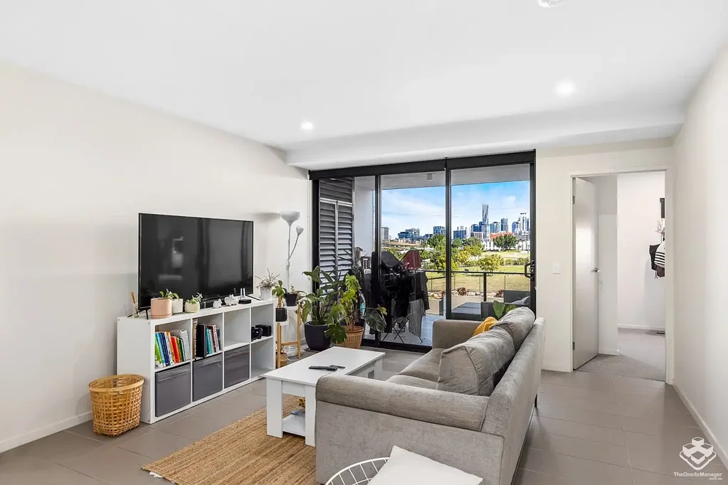 Modern Apartment in Prime Windsor Location