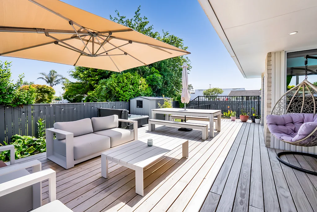 Merrilands 4ห้องนอน Summer-ready! Pool fun, easy-care, top location