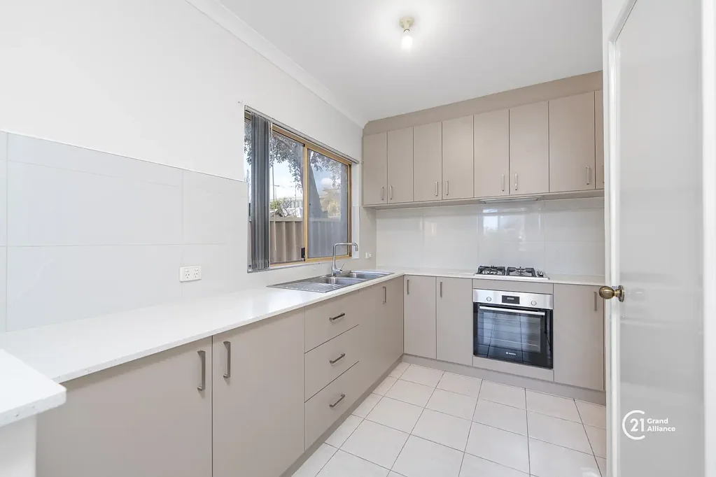 WHAT A LOCATION!!!!!! @ $830 per week