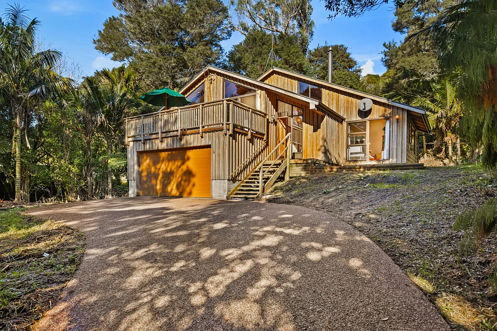 21A Western Road, Laingholm, Waitakere City, Auckland