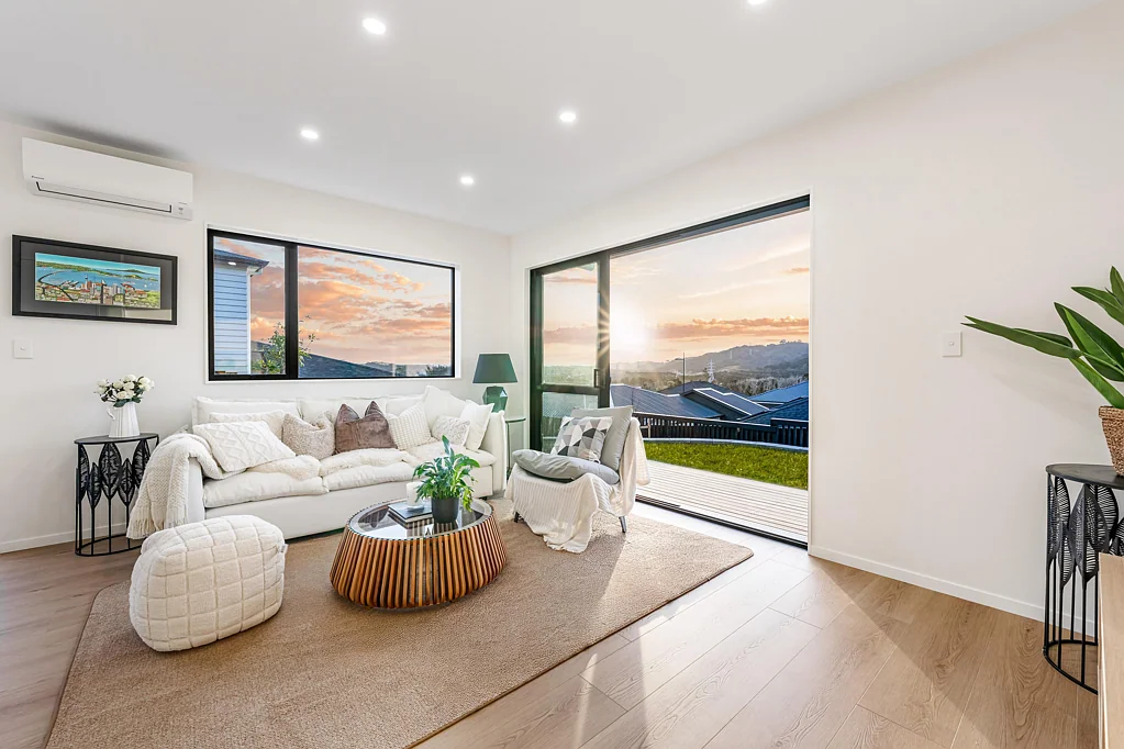 Kumeu 3 Slaapkamer Defined by Light, Space and Outlook