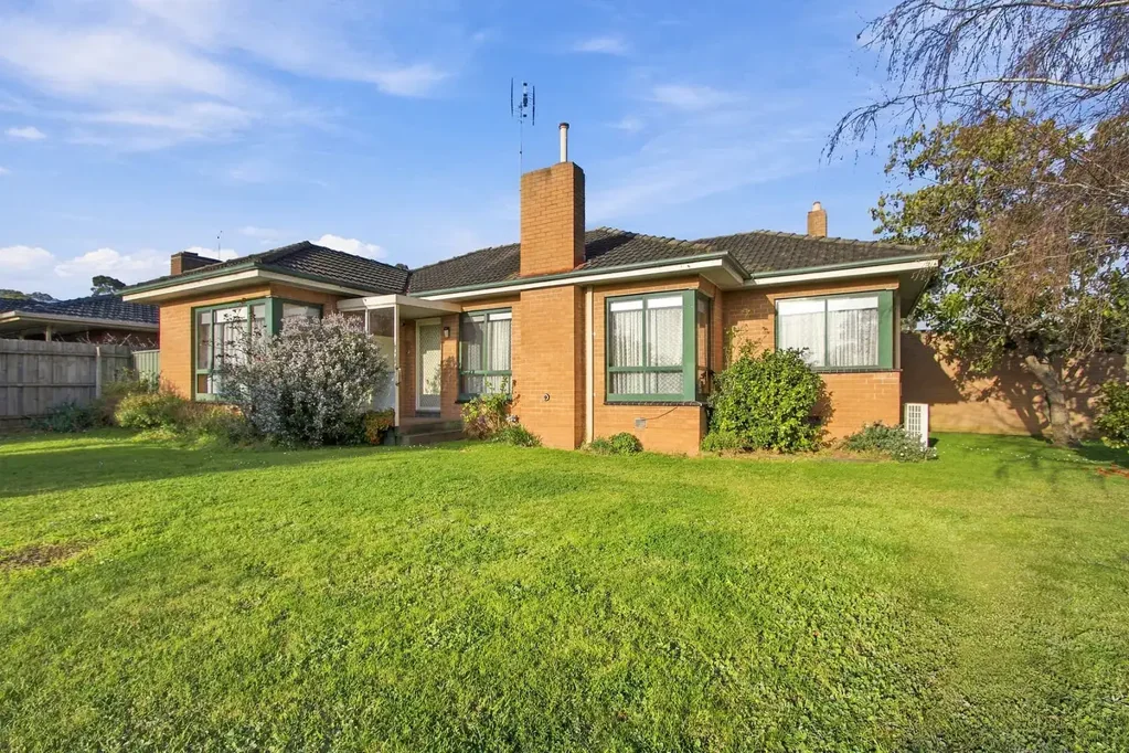 Maffra 3બેડરૂમ Invest in Location, Comfort & Immediate Returns