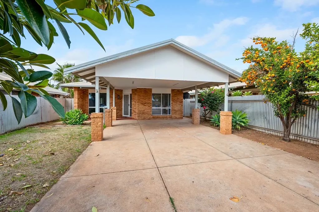 Boulder 3غرفة نوم Modern Brick Three-Bedroom Home!