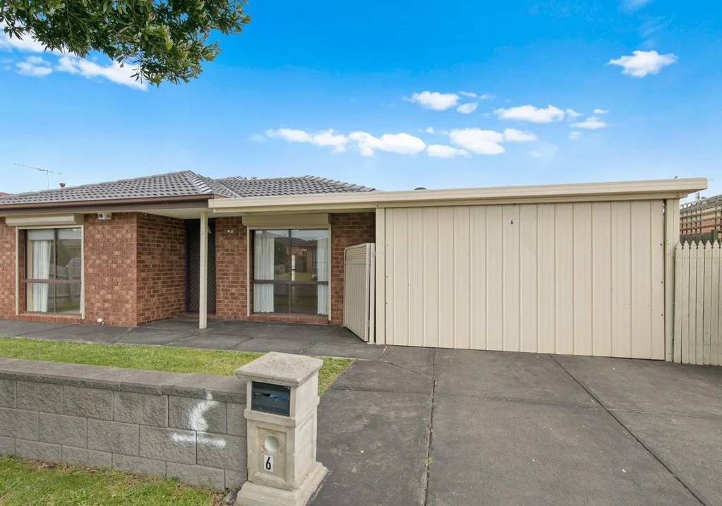 6 Beech Place, Hallam, VIC 3803