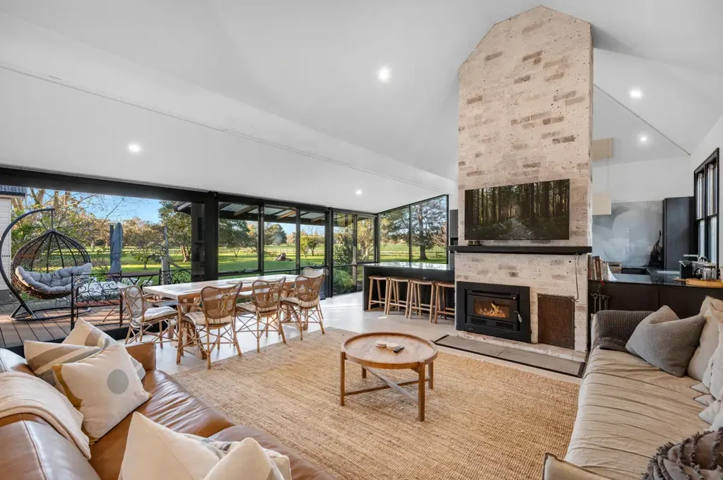Terara The Lodge — Heritage Soul, Modern Luxury, Park-Like Acre