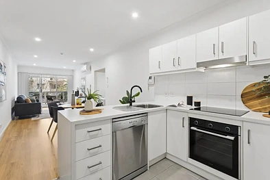 Mawson Lakes 2 Slaapkamer Move In Ready, Begin to Enjoy!