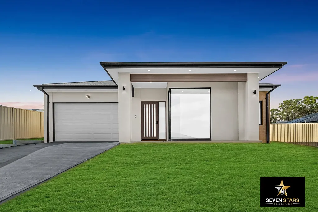 Broadford 4房  BRAND NEW LUXARY HOME - SPACIOUS LIVING AND MODERN COMFORT IN BROADFORD VIC - Call Naval Khurmi - 0487714616