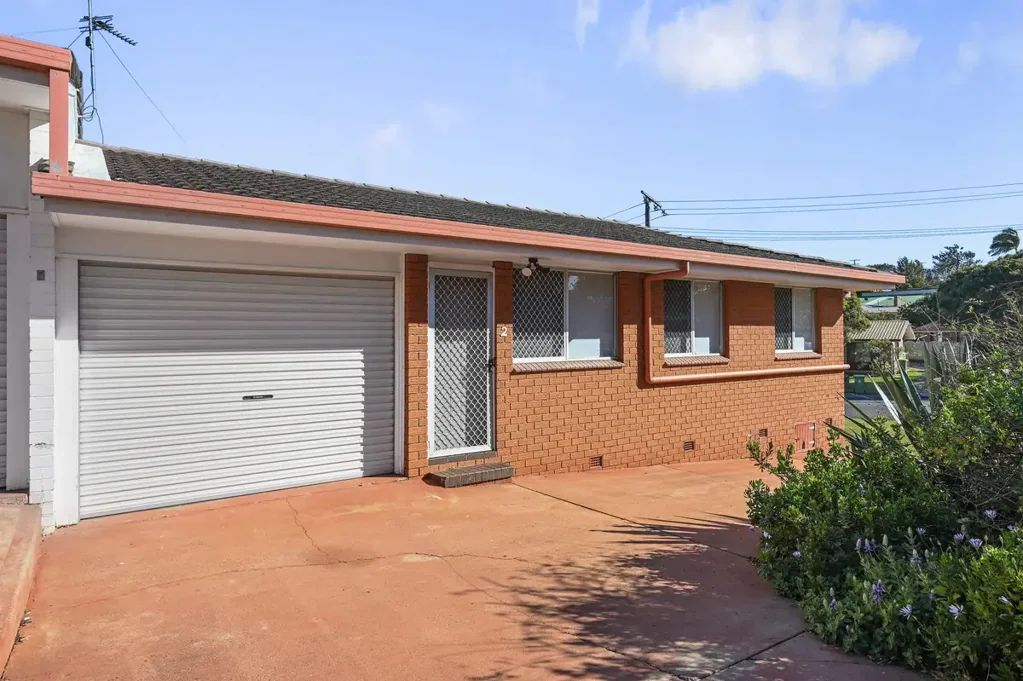 Tidy 3 bedroom unit