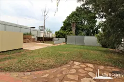 11 Hilary Street, Mount Isa