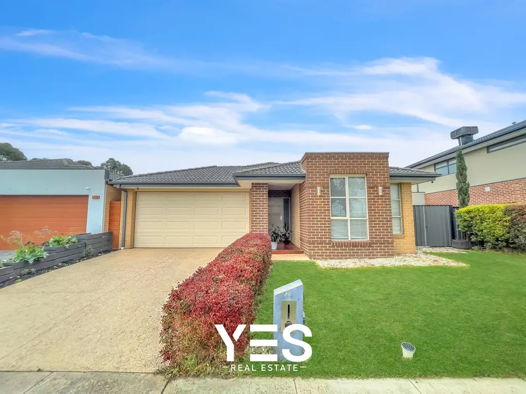 MODERN FAMILY LIVING WITH PARKSIDE CONVENIENCE