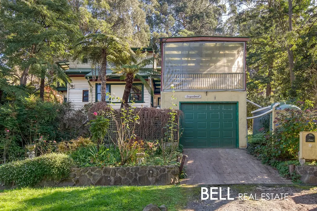 9 Carween Avenue, Upwey, VIC 3158